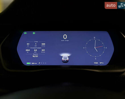 Тесла Модель С 2018 в Харькове на Automoto.ua Серый Тесла Модель С, объемом двигателя 0 л и пробегом 17 тыс. км за 28000 $, фото 17 на Automoto.ua