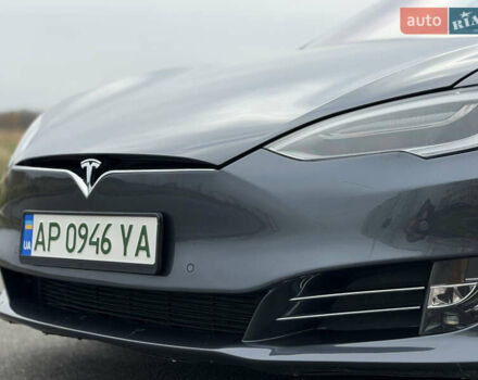 Серый Тесла Модель С, объемом двигателя 0 л и пробегом 68 тыс. км за 23999 $, фото 26 на Automoto.ua