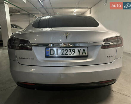 Серый Тесла Модель С, объемом двигателя 0 л и пробегом 151 тыс. км за 19800 $, фото 11 на Automoto.ua