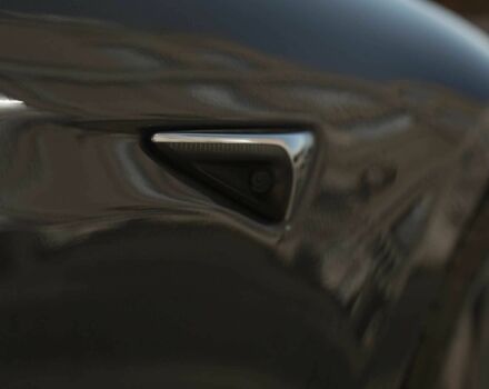 Серый Тесла Модель С, объемом двигателя 0 л и пробегом 61 тыс. км за 29999 $, фото 7 на Automoto.ua