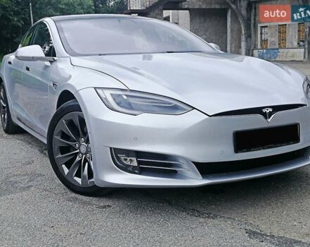 Тесла Модель С 2018 у Івано-Франківську на Automoto.ua Сірий Тесла Модель С, об'ємом двигуна 0 л та пробігом 75 тис. км за 34950 $, фото 14 на Automoto.ua