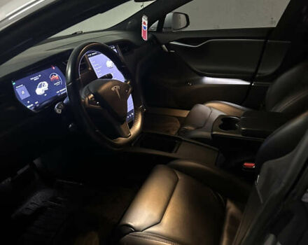 Серый Тесла Модель С, объемом двигателя 0 л и пробегом 151 тыс. км за 19800 $, фото 25 на Automoto.ua