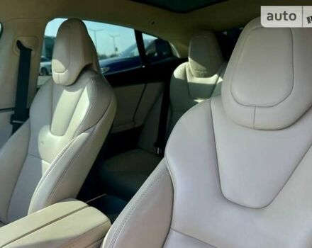 Серый Тесла Модель С, объемом двигателя 0 л и пробегом 176 тыс. км за 33900 $, фото 12 на Automoto.ua