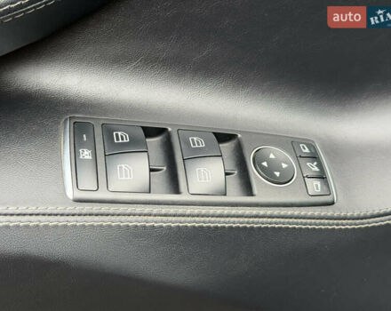 Серый Тесла Модель С, объемом двигателя 0 л и пробегом 68 тыс. км за 23999 $, фото 37 на Automoto.ua