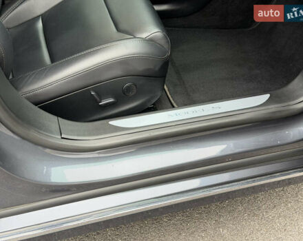 Серый Тесла Модель С, объемом двигателя 0 л и пробегом 68 тыс. км за 23999 $, фото 78 на Automoto.ua