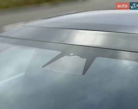 Серый Тесла Модель С, объемом двигателя 0 л и пробегом 68 тыс. км за 23999 $, фото 25 на Automoto.ua