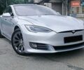 Серый Тесла Модель С, объемом двигателя 0 л и пробегом 75 тыс. км за 32999 $, фото 1 на Automoto.ua