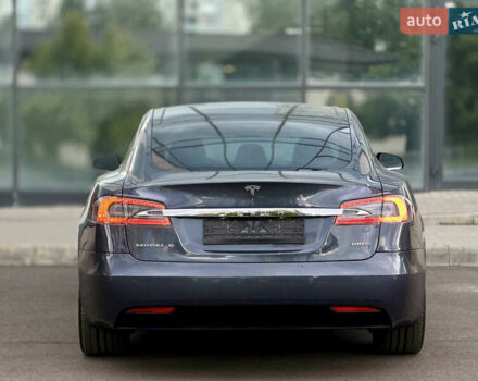 Тесла Модель С 2018 в Харькове на Automoto.ua Серый Тесла Модель С, объемом двигателя 0 л и пробегом 17 тыс. км за 28000 $, фото 6 на Automoto.ua