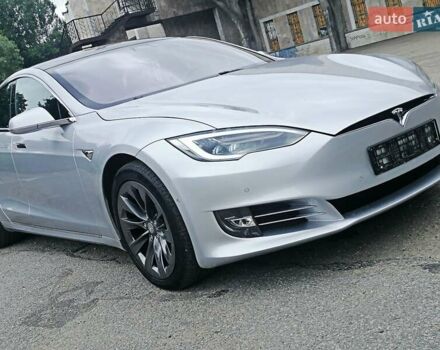 Сірий Тесла Модель С, об'ємом двигуна 0 л та пробігом 75 тис. км за 34950 $, фото 9 на Automoto.ua