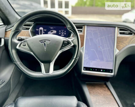 Серый Тесла Модель С, объемом двигателя 0 л и пробегом 126 тыс. км за 28500 $, фото 23 на Automoto.ua