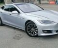 Серый Тесла Модель С, объемом двигателя 0 л и пробегом 75 тыс. км за 32999 $, фото 12 на Automoto.ua