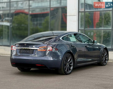 Тесла Модель С 2018 в Харькове на Automoto.ua Серый Тесла Модель С, объемом двигателя 0 л и пробегом 17 тыс. км за 28000 $, фото 7 на Automoto.ua