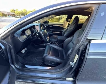 Сірий Тесла Модель С, об'ємом двигуна 0 л та пробігом 33 тис. км за 18000 $, фото 10 на Automoto.ua