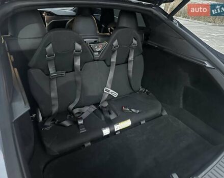 Серый Тесла Модель С, объемом двигателя 0 л и пробегом 182 тыс. км за 24900 $, фото 23 на Automoto.ua