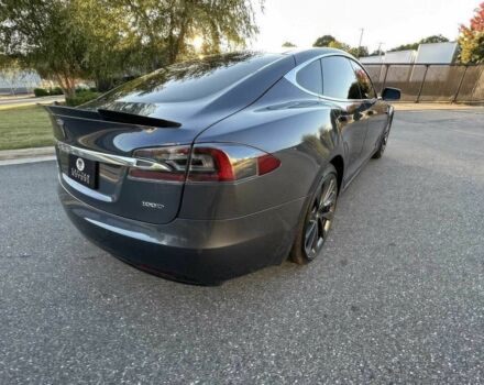 Серый Тесла Модель С, объемом двигателя 0 л и пробегом 45 тыс. км за 7400 $, фото 6 на Automoto.ua