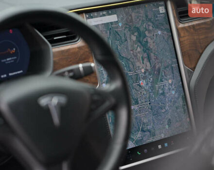 Тесла Модель С 2018 в Черновцах на Automoto.ua Серый Тесла Модель С, объемом двигателя 0 л и пробегом 105 тыс. км за 24950 $, фото 15 на Automoto.ua