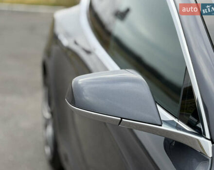 Серый Тесла Модель С, объемом двигателя 0 л и пробегом 68 тыс. км за 23999 $, фото 32 на Automoto.ua