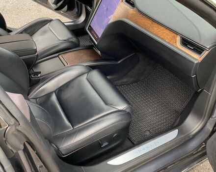 Сірий Тесла Модель С, об'ємом двигуна 0 л та пробігом 147 тис. км за 15300 $, фото 6 на Automoto.ua