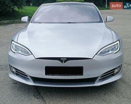Сірий Тесла Модель С, об'ємом двигуна 0 л та пробігом 75 тис. км за 34950 $, фото 7 на Automoto.ua