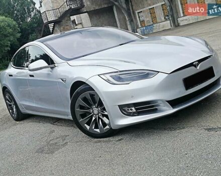 Тесла Модель С 2018 у Івано-Франківську на Automoto.ua Сірий Тесла Модель С, об'ємом двигуна 0 л та пробігом 75 тис. км за 34950 $, фото 20 на Automoto.ua