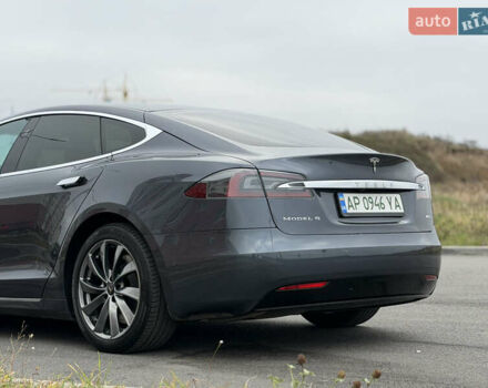Серый Тесла Модель С, объемом двигателя 0 л и пробегом 68 тыс. км за 23999 $, фото 16 на Automoto.ua