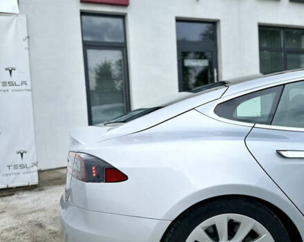 Сірий Тесла Модель С, об'ємом двигуна 0 л та пробігом 126 тис. км за 28500 $, фото 7 на Automoto.ua