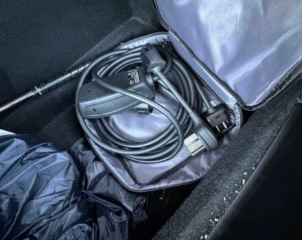 Сірий Тесла Модель С, об'ємом двигуна 0 л та пробігом 33 тис. км за 18000 $, фото 14 на Automoto.ua