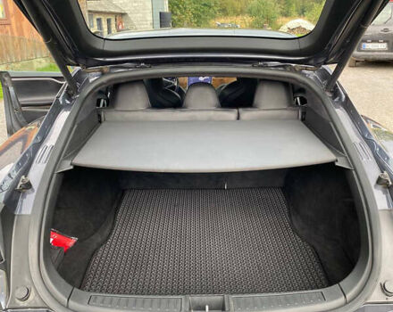 Сірий Тесла Модель С, об'ємом двигуна 0 л та пробігом 147 тис. км за 15300 $, фото 5 на Automoto.ua