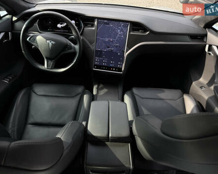 Серый Тесла Модель С, объемом двигателя 0 л и пробегом 48 тыс. км за 25100 $, фото 21 на Automoto.ua