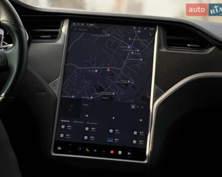 Серый Тесла Модель С, объемом двигателя 0 л и пробегом 48 тыс. км за 25100 $, фото 24 на Automoto.ua