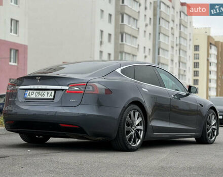 Серый Тесла Модель С, объемом двигателя 0 л и пробегом 68 тыс. км за 23999 $, фото 86 на Automoto.ua