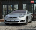 Серый Тесла Модель С, объемом двигателя 0 л и пробегом 48 тыс. км за 25100 $, фото 3 на Automoto.ua