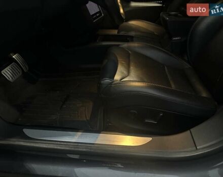 Серый Тесла Модель С, объемом двигателя 0 л и пробегом 182 тыс. км за 24900 $, фото 30 на Automoto.ua