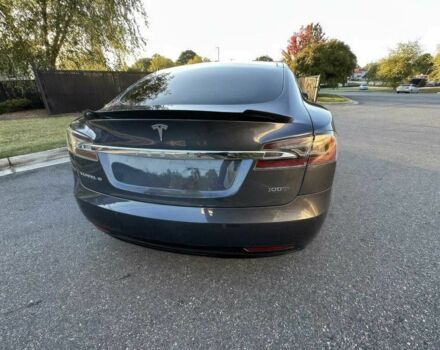 Серый Тесла Модель С, объемом двигателя 0 л и пробегом 35 тыс. км за 11400 $, фото 4 на Automoto.ua