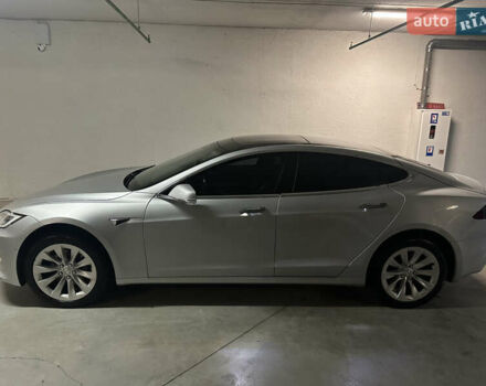 Серый Тесла Модель С, объемом двигателя 0 л и пробегом 151 тыс. км за 19800 $, фото 7 на Automoto.ua