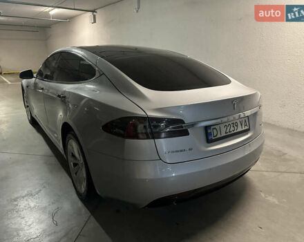 Серый Тесла Модель С, объемом двигателя 0 л и пробегом 151 тыс. км за 19800 $, фото 9 на Automoto.ua