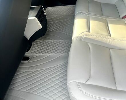 Серый Тесла Модель С, объемом двигателя 0.35 л и пробегом 173 тыс. км за 23000 $, фото 3 на Automoto.ua