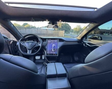 Серый Тесла Модель С, объемом двигателя 0 л и пробегом 45 тыс. км за 7400 $, фото 10 на Automoto.ua