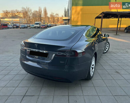 Серый Тесла Модель С, объемом двигателя 0 л и пробегом 89 тыс. км за 20999 $, фото 13 на Automoto.ua
