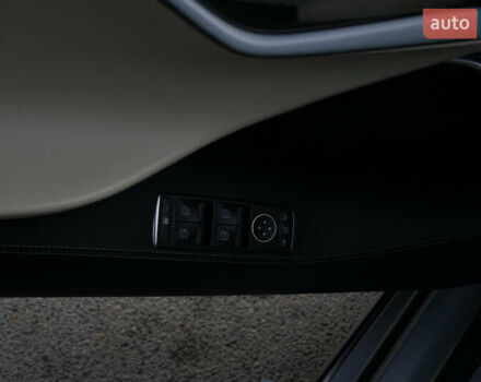 Серый Тесла Модель С, объемом двигателя 0 л и пробегом 125 тыс. км за 17500 $, фото 42 на Automoto.ua