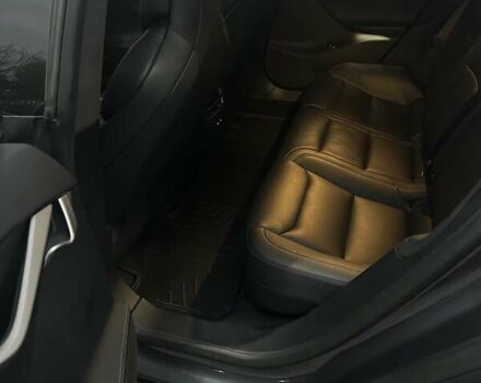 Серый Тесла Модель С, объемом двигателя 0 л и пробегом 182 тыс. км за 24900 $, фото 32 на Automoto.ua