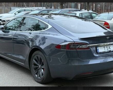 Серый Тесла Модель С, объемом двигателя 0 л и пробегом 146 тыс. км за 29500 $, фото 4 на Automoto.ua