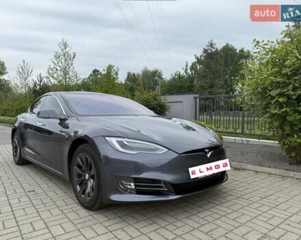 Серый Тесла Модель С, объемом двигателя 0 л и пробегом 106 тыс. км за 25500 $, фото 6 на Automoto.ua