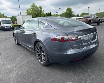 Серый Тесла Модель С, объемом двигателя 0 л и пробегом 44 тыс. км за 10600 $, фото 2 на Automoto.ua