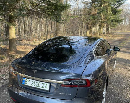 Серый Тесла Модель С, объемом двигателя 0 л и пробегом 76 тыс. км за 22000 $, фото 4 на Automoto.ua