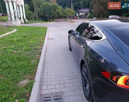 Серый Тесла Модель С, объемом двигателя 0 л и пробегом 140 тыс. км за 26300 $, фото 5 на Automoto.ua