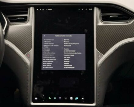 Серый Тесла Модель С, объемом двигателя 0 л и пробегом 49 тыс. км за 17800 $, фото 7 на Automoto.ua