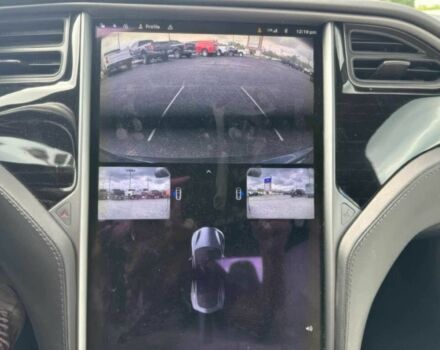 Серый Тесла Модель С, объемом двигателя 0 л и пробегом 44 тыс. км за 10600 $, фото 8 на Automoto.ua