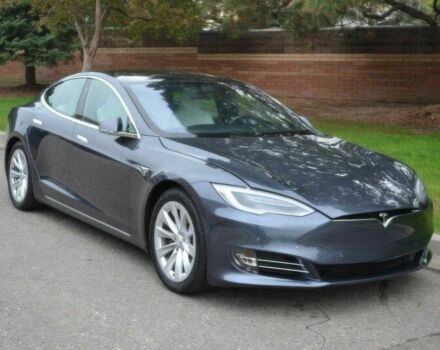 Сірий Тесла Модель С, об'ємом двигуна 0 л та пробігом 30 тис. км за 10300 $, фото 2 на Automoto.ua