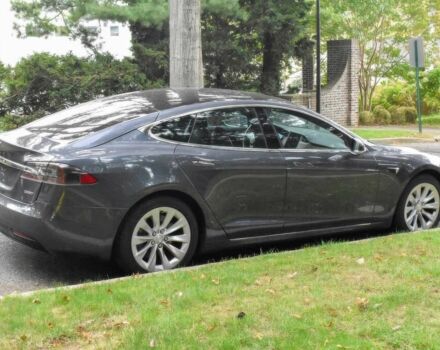 Сірий Тесла Модель С, об'ємом двигуна 0 л та пробігом 35 тис. км за 14000 $, фото 5 на Automoto.ua